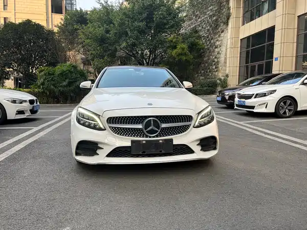 Mercedes-Benz C-Class 2019