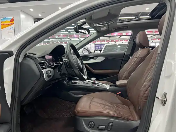 Audi A4L 2019