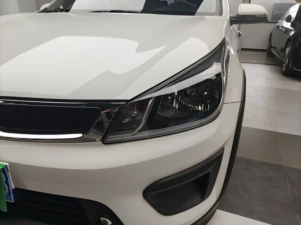 Kia KX Cross 2018 — фото 24