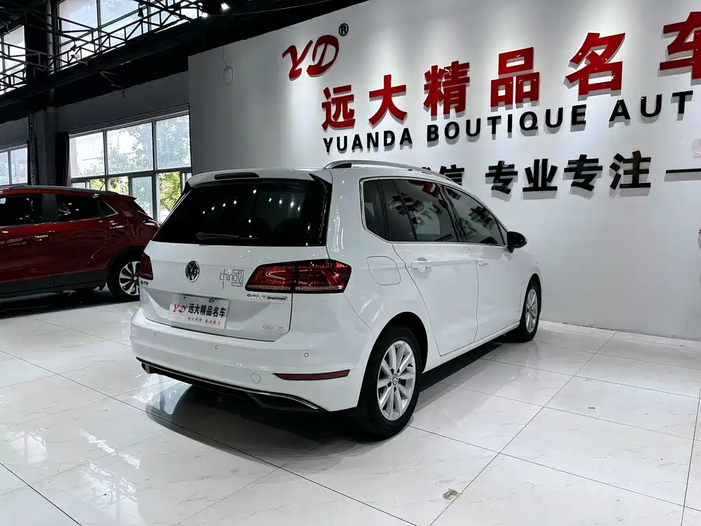 Volkswagen Golf Sportsvan 2020 — фото 19