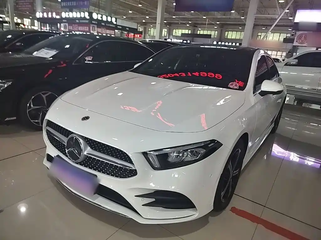Mercedes-Benz A-Class 2023 — фото 1