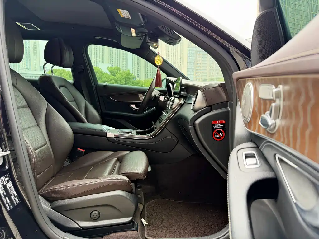 Mercedes-Benz GLC 2020 — фото 12