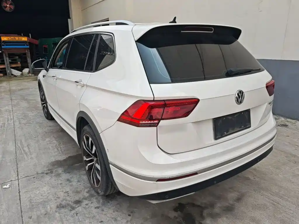 Volkswagen Tiguan L 2020