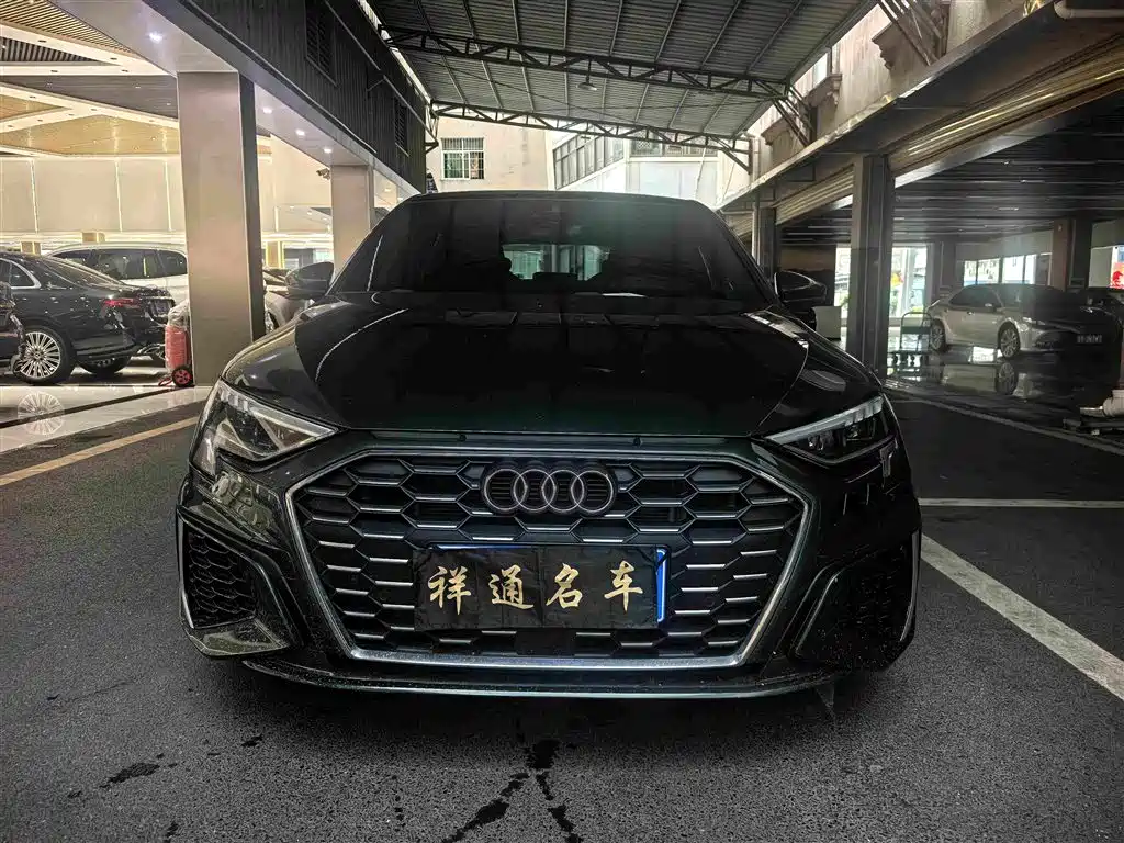 Audi A3 2022 — фото 2