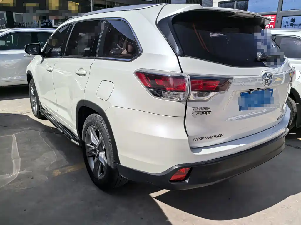 Toyota Highlander 2017 — фото 4