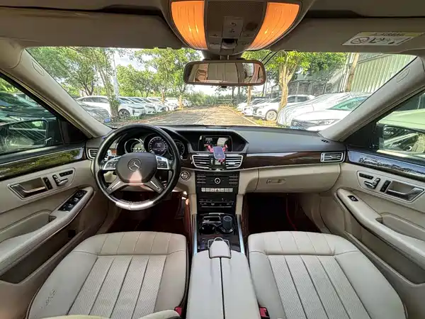 Mercedes-Benz E-Class 2016