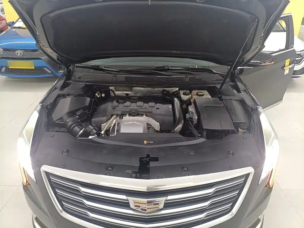 Cadillac XTS 2019 — фото 16