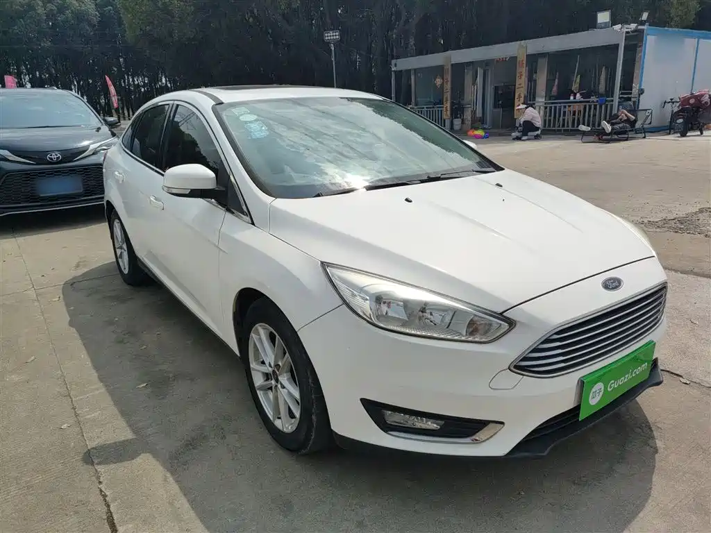 Ford Focus 2016 — фото 4