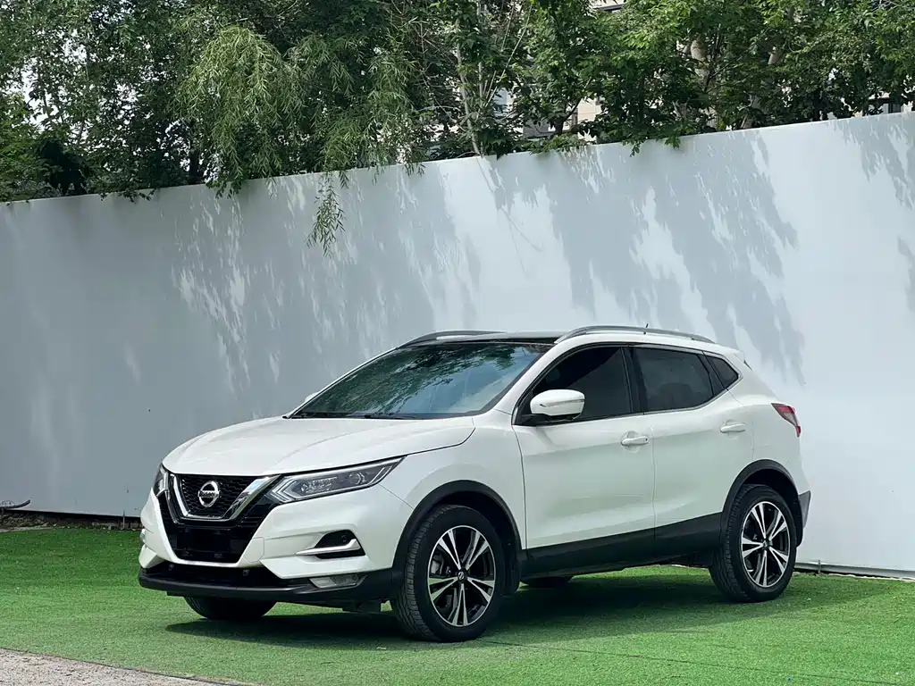 Nissan Qashqai 2022 — фото 1