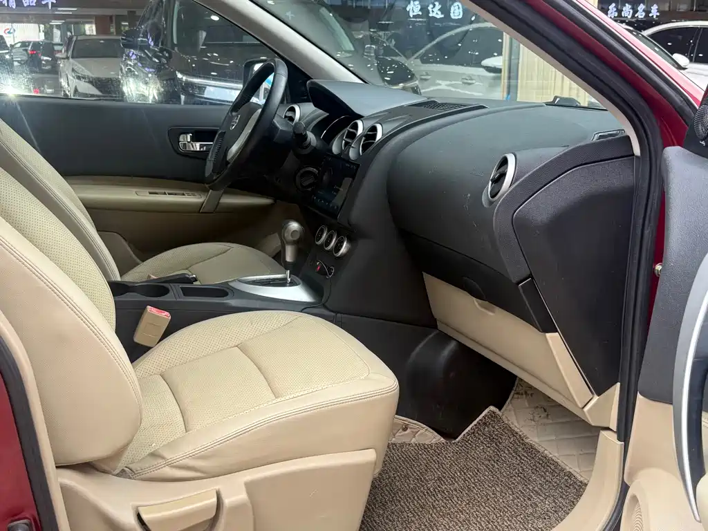Nissan Qashqai 2012