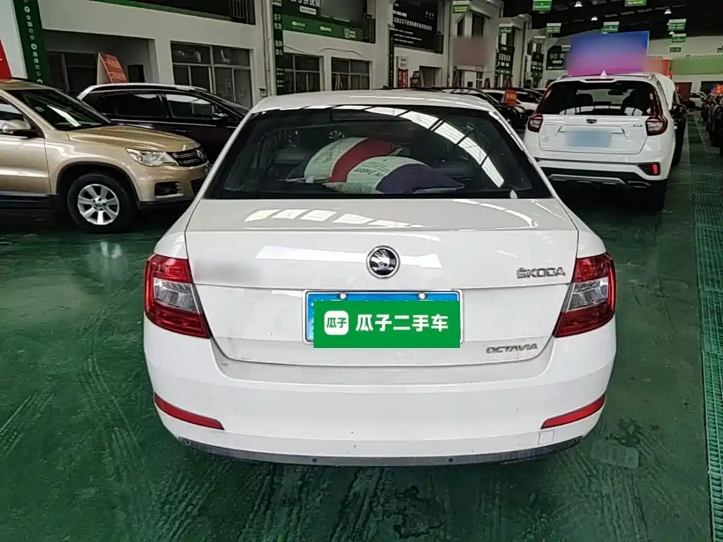 Skoda Octavia 2015 — фото 6