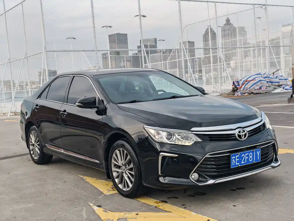 Toyota Camry 2016