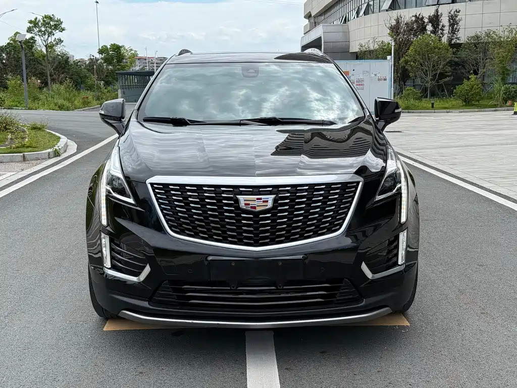 Cadillac XT5 2023 — фото 2