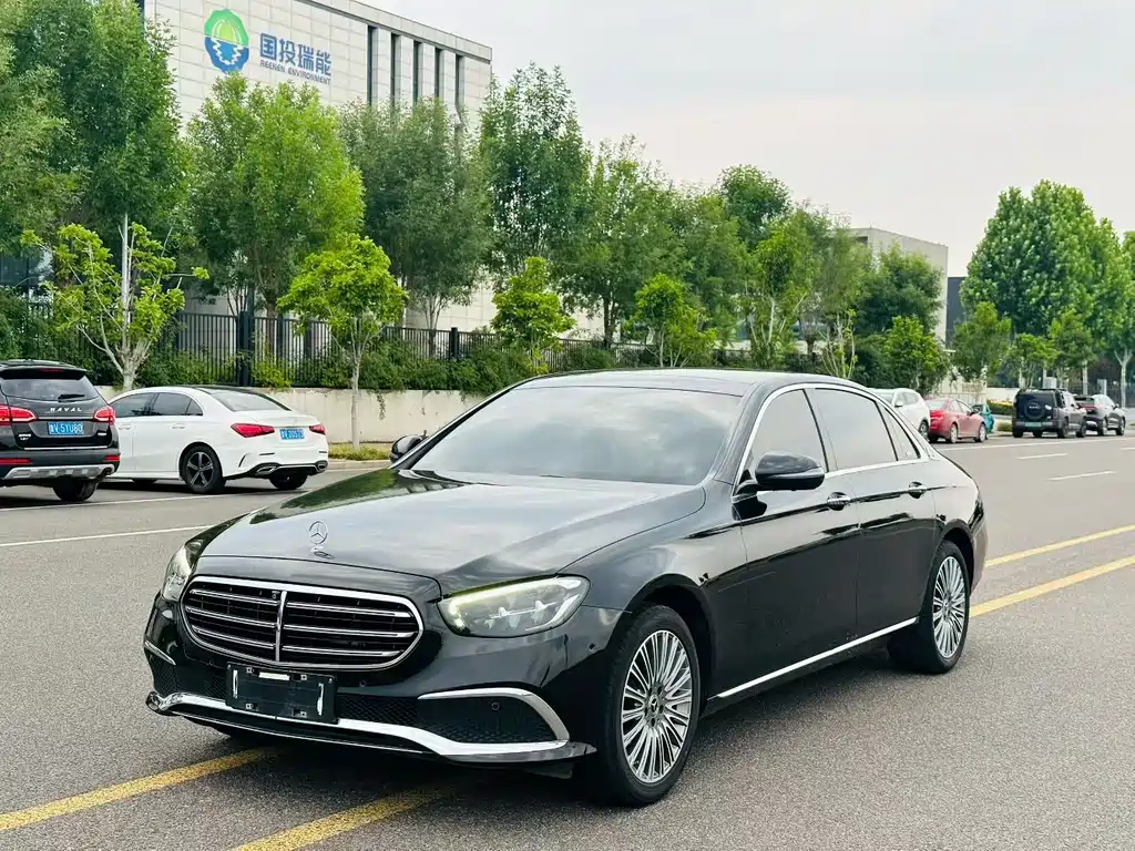 Mercedes-Benz E-Class 2021