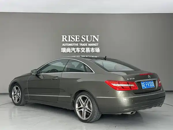 Mercedes-Benz E-Class 2011
