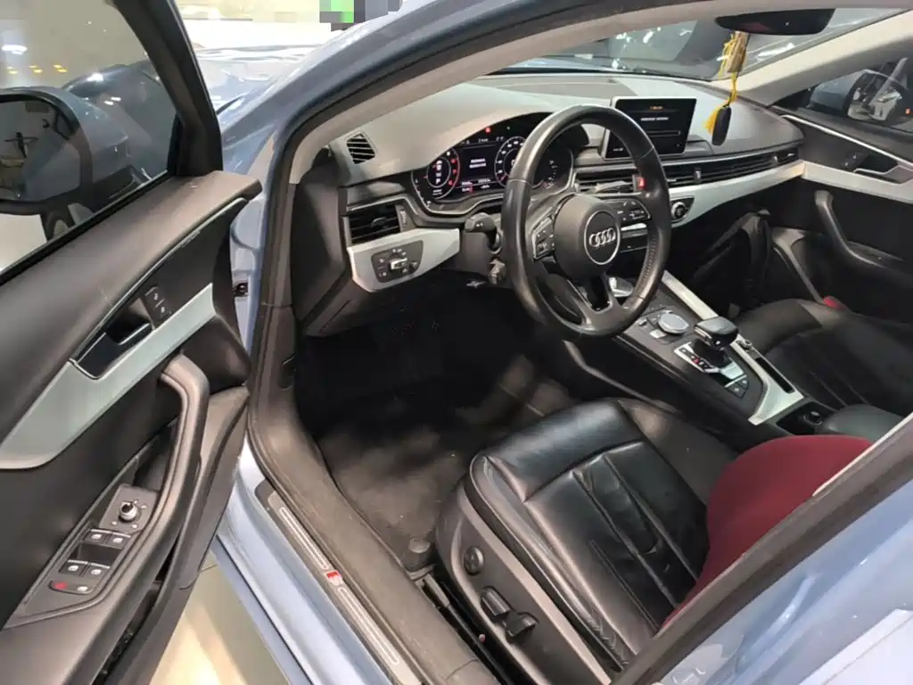 Audi A4L 2018 — фото 16