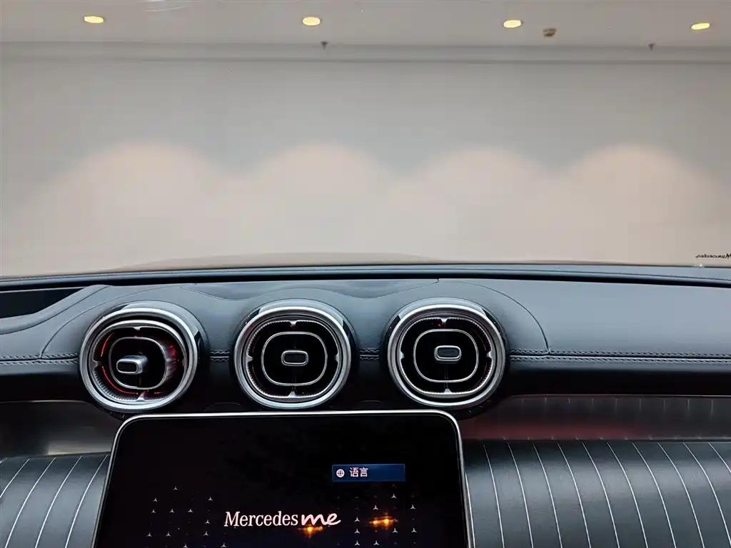Mercedes-Benz GLC AMG 2025 — фото 5