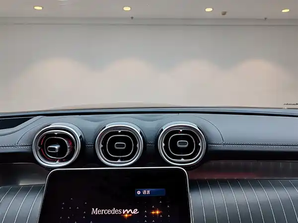 Mercedes-Benz GLC AMG 2025