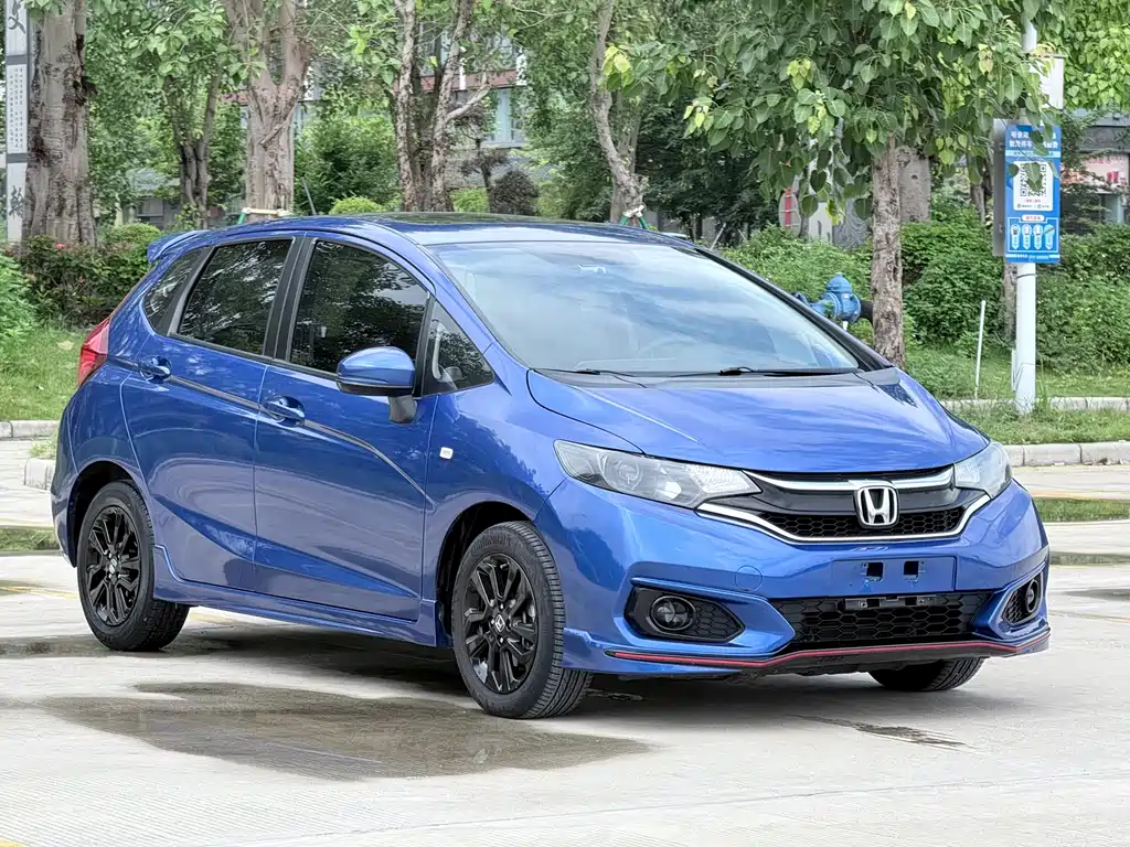 Honda Fit 2019 — фото 3