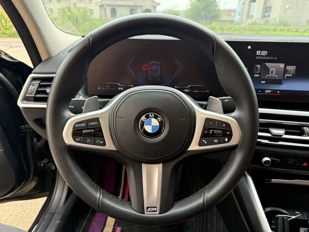 BMW 3 Series 2023 — фото 12