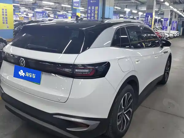 Volkswagen ID.4 X 2024