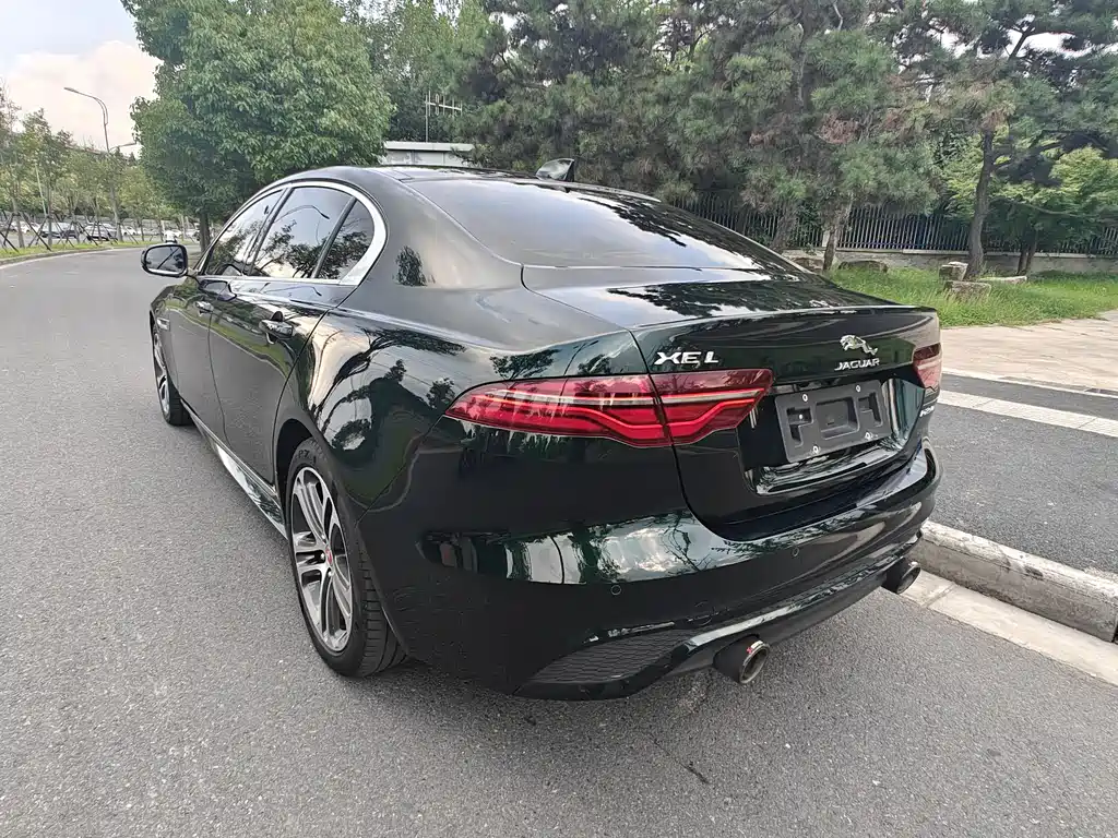 Jaguar XEL 2023 — фото 10
