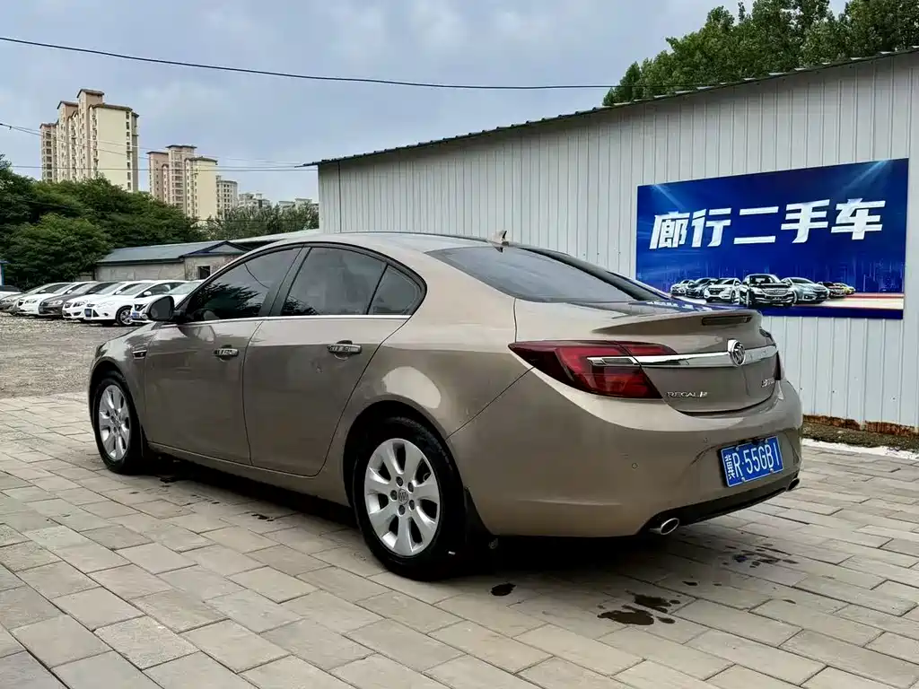 Buick Regal 2015 — фото 9