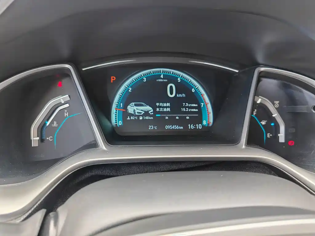 Honda Civic 2017 — фото 11