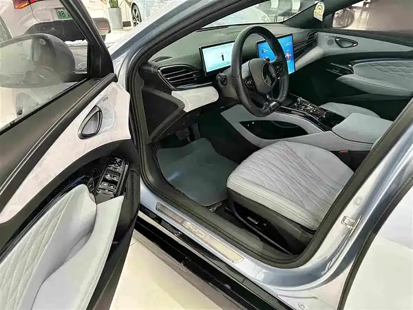 BYD Seal 2023