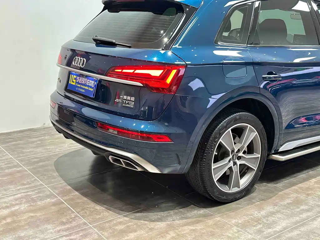 Audi Q5L 2022 — фото 7