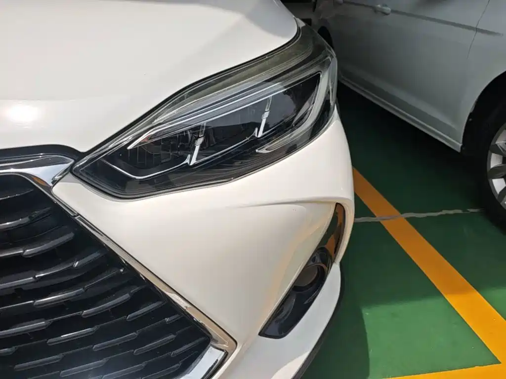 Toyota Yaris L 2021 — фото 24