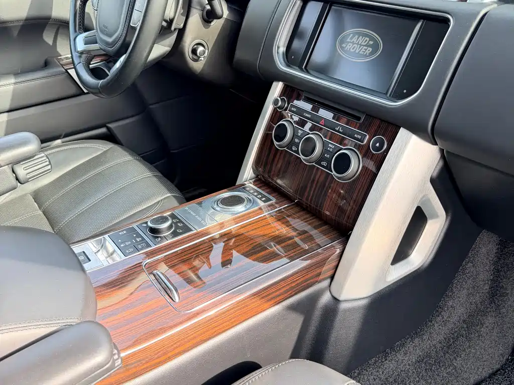 Land Rover Range Rover 2014 — фото 14