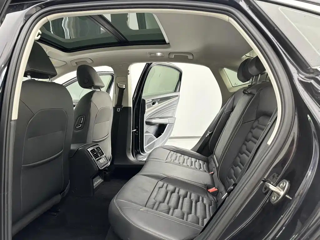 Volkswagen Passat 2019