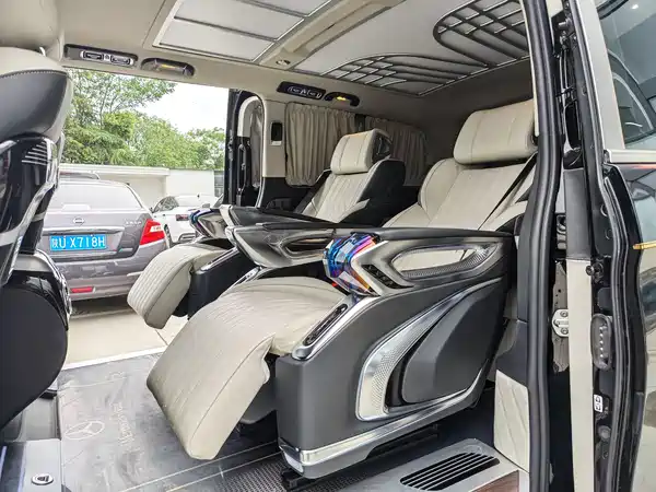 Mercedes-Benz Vito 2023