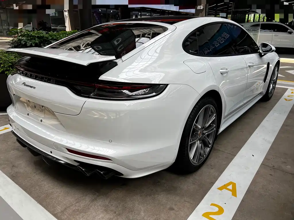 Porsche Panamera 2022 — фото 21