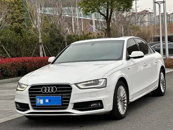 Audi A4L 2016