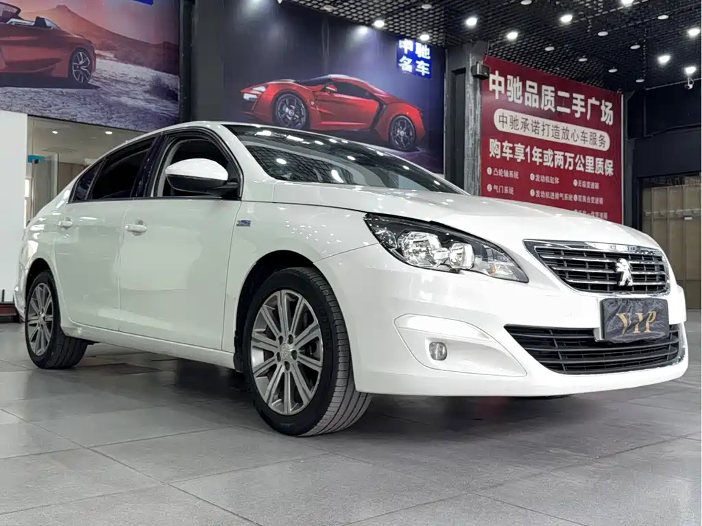 Peugeot 408 2016 — фото 21