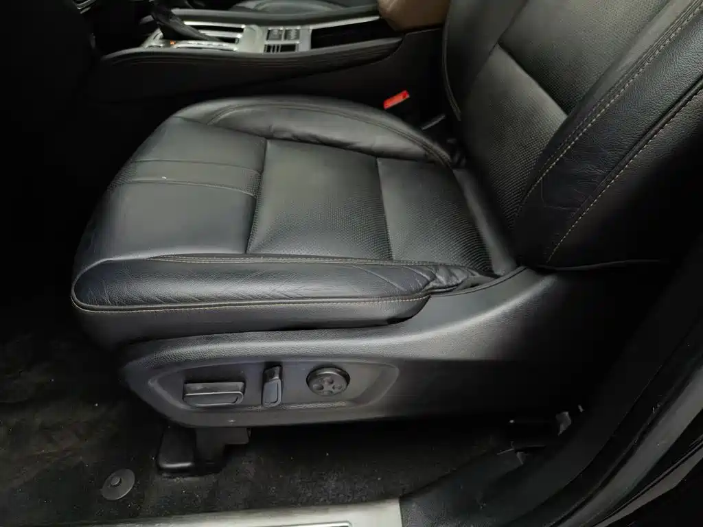 GAC Motor Trumpchi GS8 2017 — фото 20