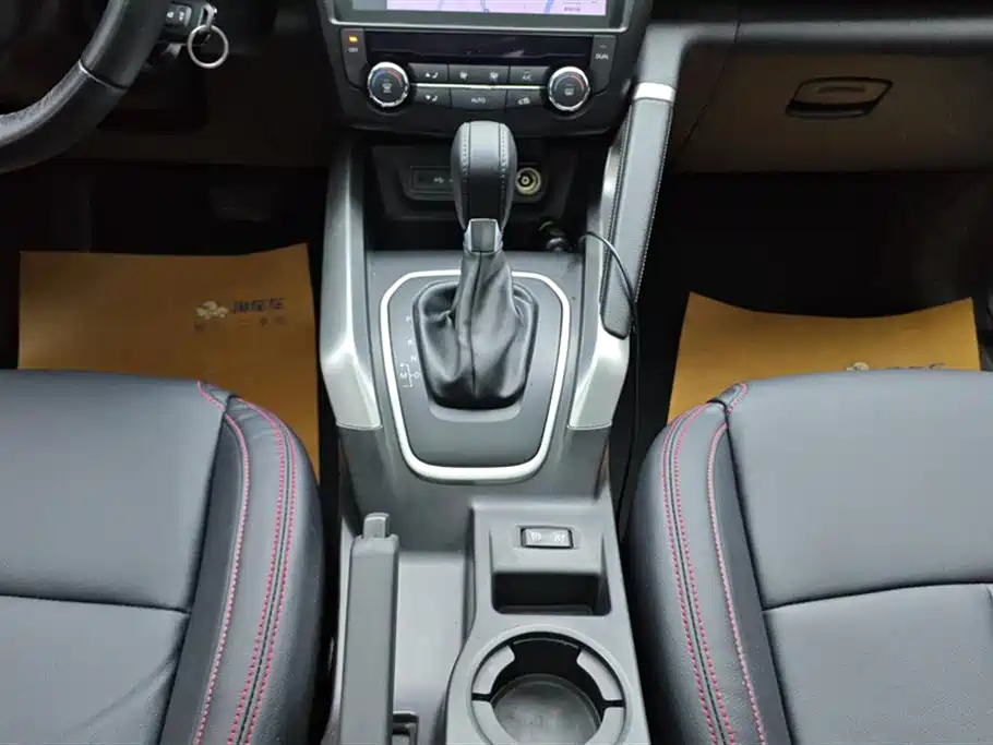Renault Kadjar 2017 — фото 16