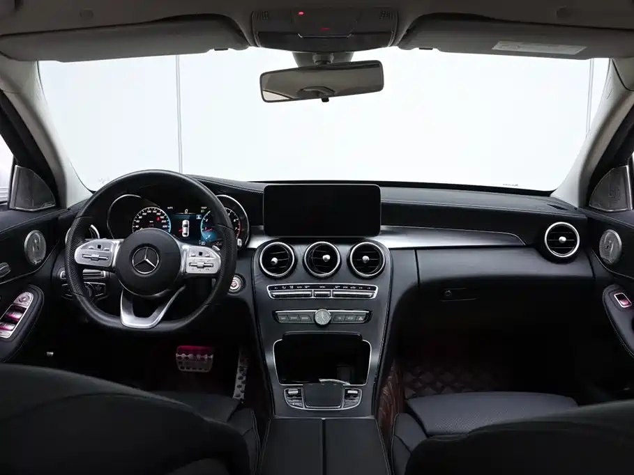 Mercedes-Benz C-Class 2020 — фото 22