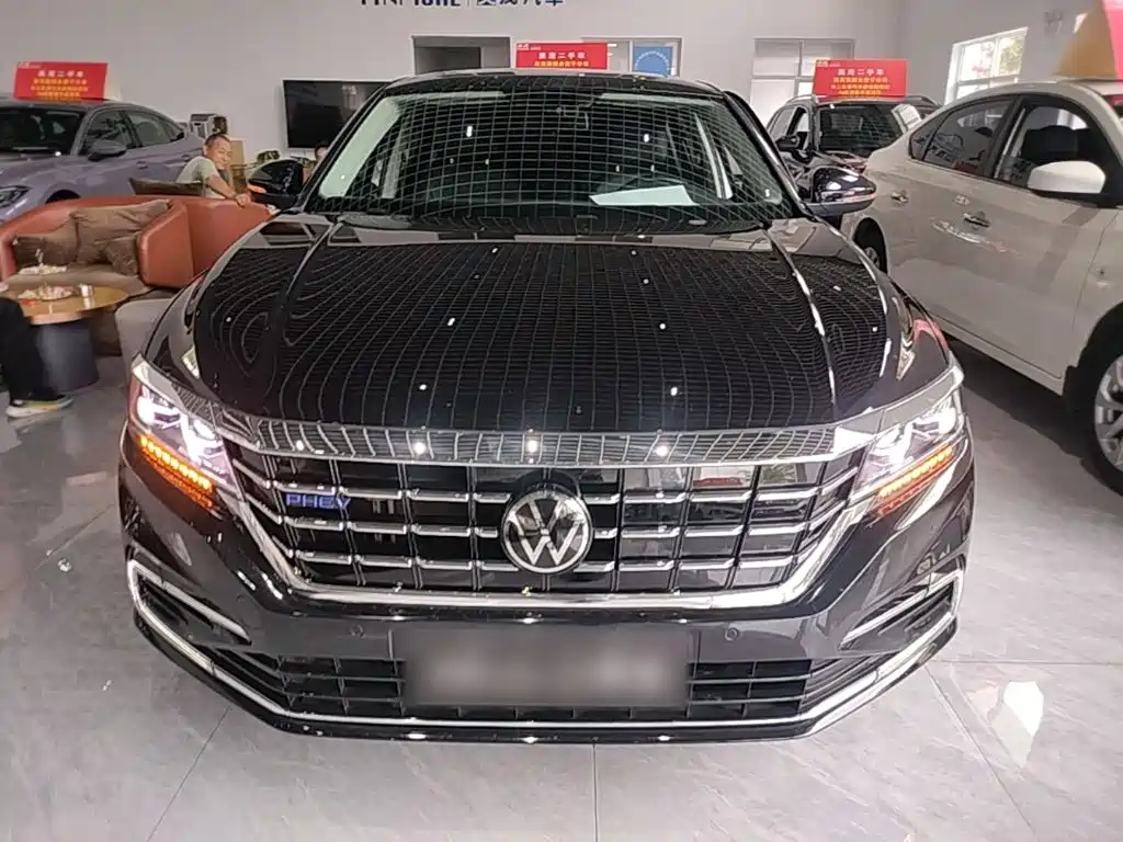 Volkswagen Passat PHEV 2021