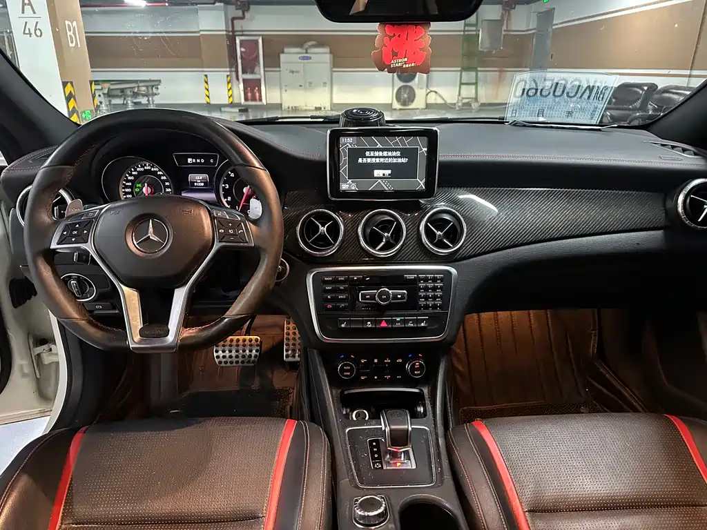 Mercedes-Benz CLA AMG 2016 — фото 10