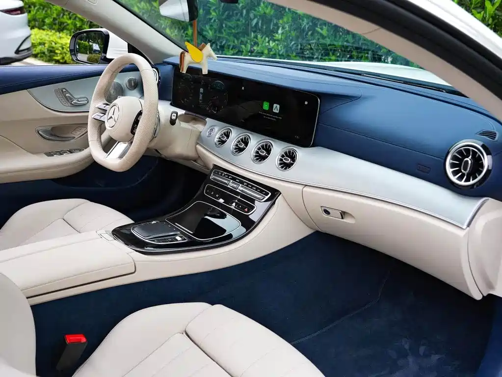 Mercedes-Benz E-Class 2022 — фото 10