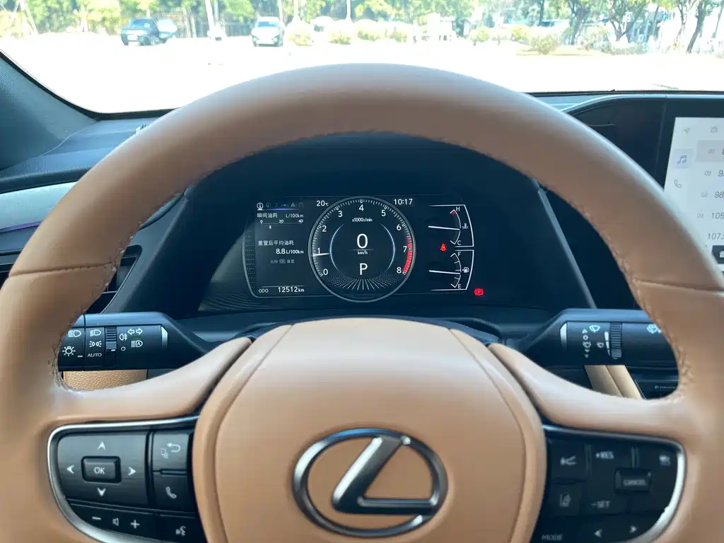 Lexus ES 2025 — фото 11
