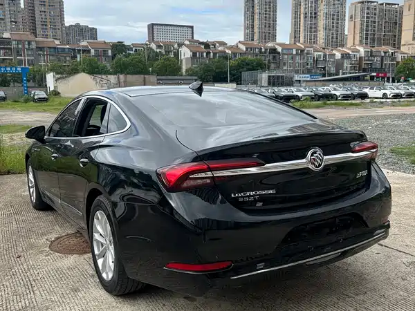 Buick LaCrosse 2021
