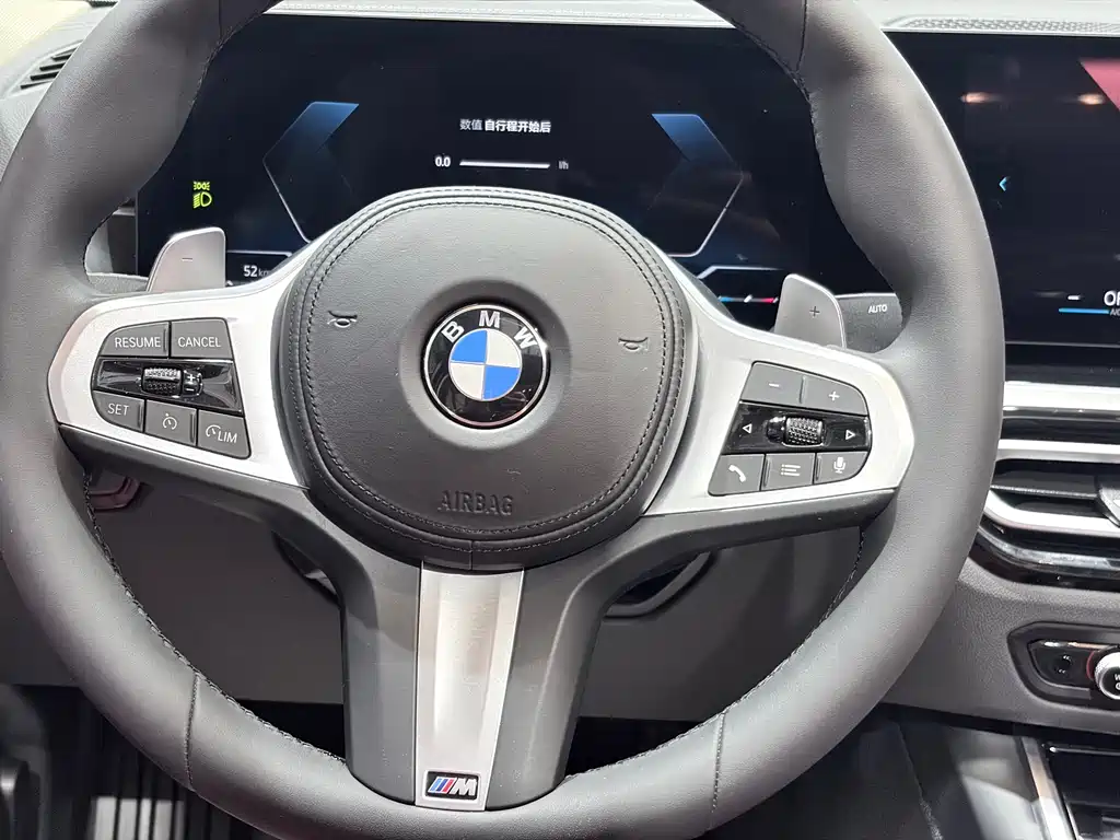 BMW 3 Series 2023 — фото 17