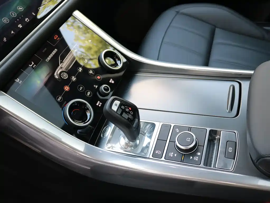 Land Rover Sport 2021 — фото 12