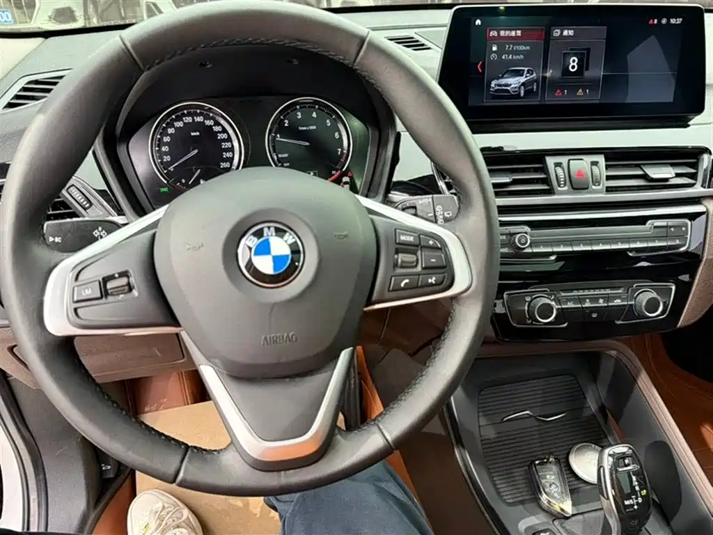 BMW X1 2022 — фото 13