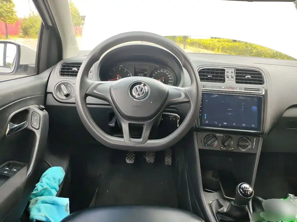 Volkswagen Polo 2019 — фото 11