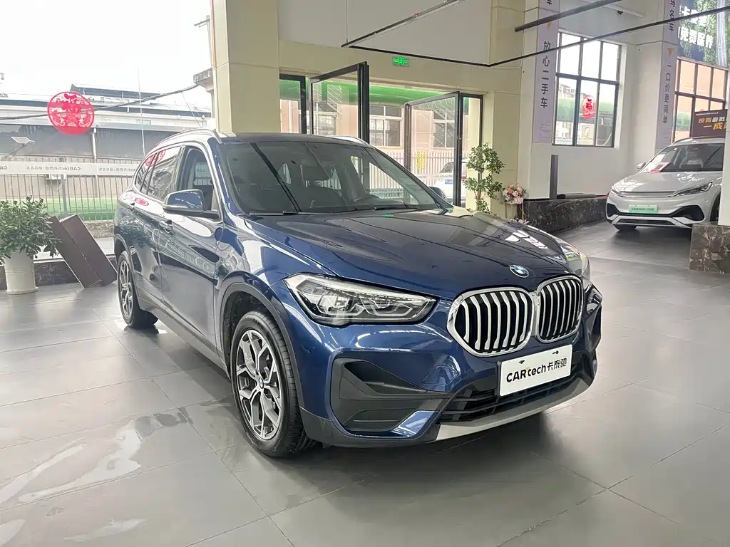 BMW X1 2022 — фото 3